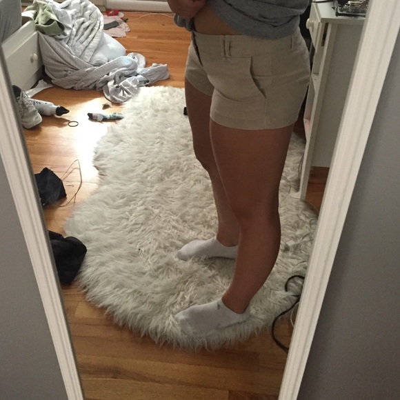 Khaki Chino shorts - Picture 3 of 4