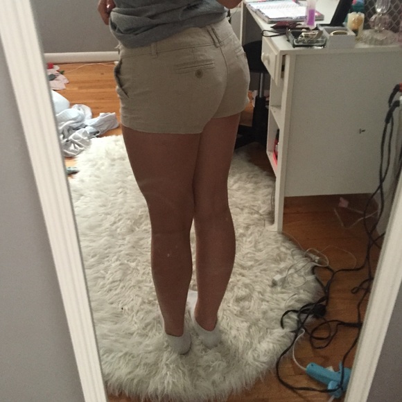 Khaki Chino shorts - Picture 4 of 4