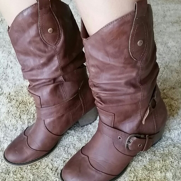 7.5 cowboy style boots