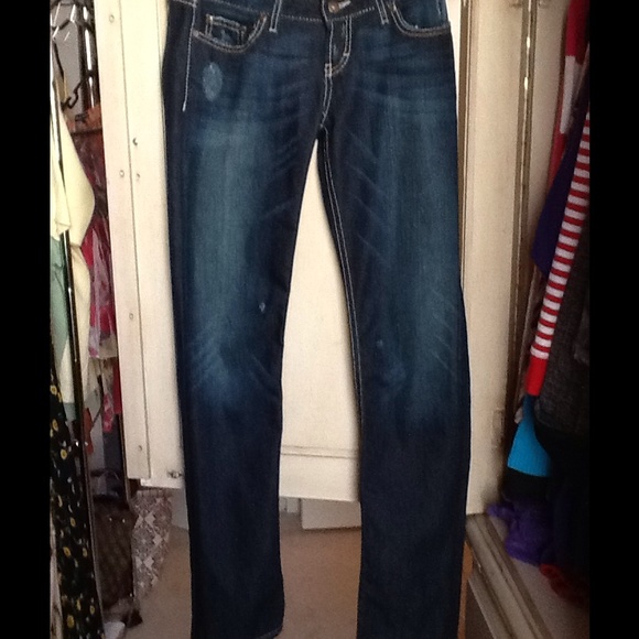 NWOT BKE Sierra Skinny jeans from the Buckle