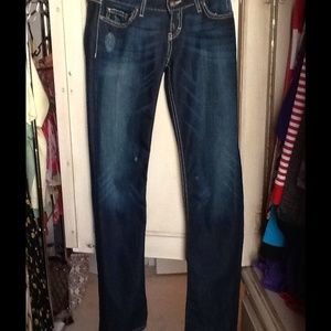 NWOT BKE Sierra Skinny jeans from the Buckle