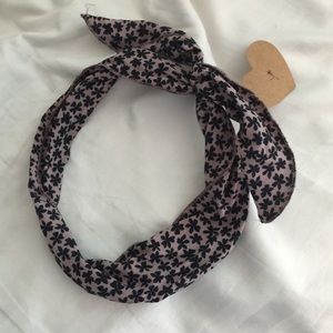 Brand new with tags brandy melville headband
