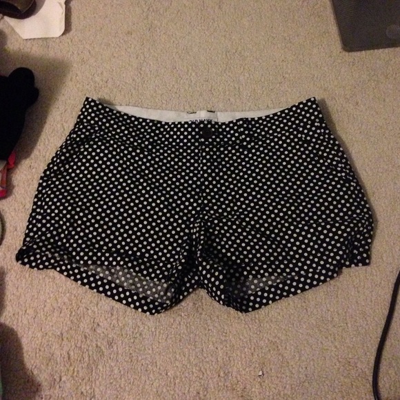 Black and white polka dot shorts!!