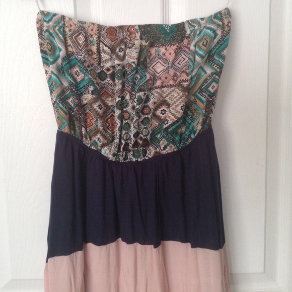 Strapless long pattern dress