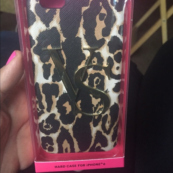 Victoria Secret leopard iPhone 6 phone case.