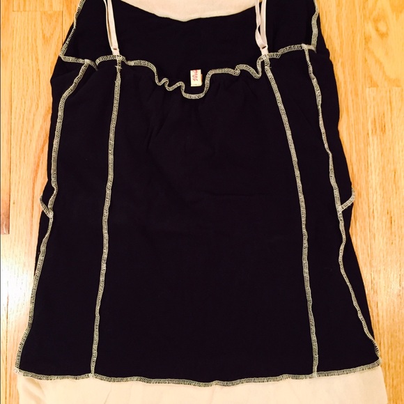 Top - Picture 3 of 4