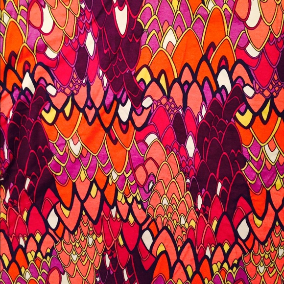 Top - Picture 3 of 3