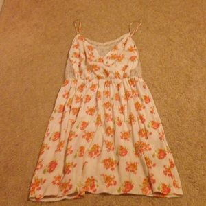 Loose spaghetti strapped dress