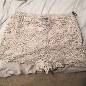 Super cute white lace shorts