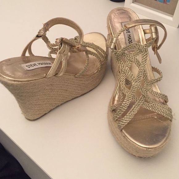 Steve Madden Shoes - STEVE MADDEN GOLD STRAPPY WEDGES