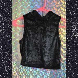 ✨BLACK VELVET CROP TOP✨
