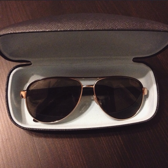 GUCCI GLASSES