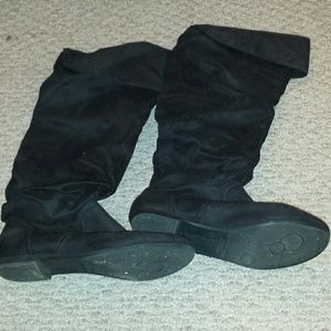 Black suede boots