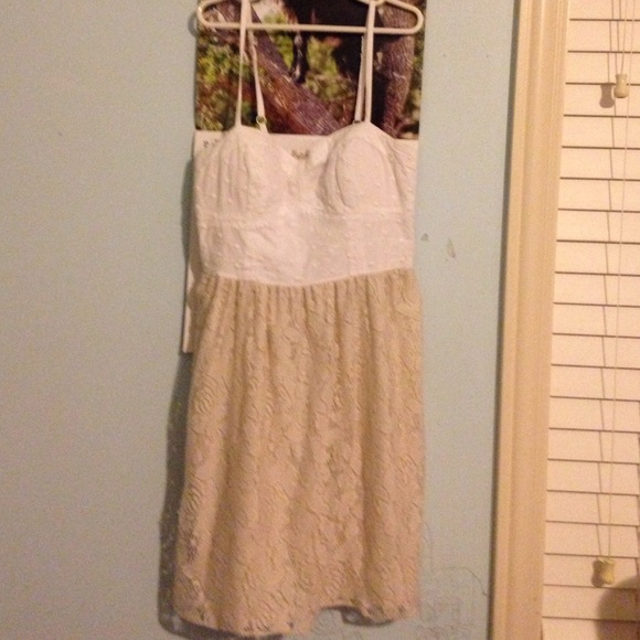 WHITE AND TAN LACE DRESS