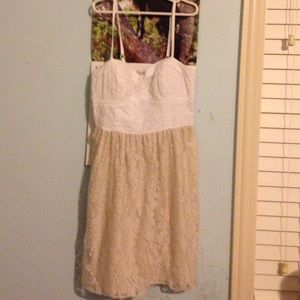 WHITE AND TAN LACE DRESS