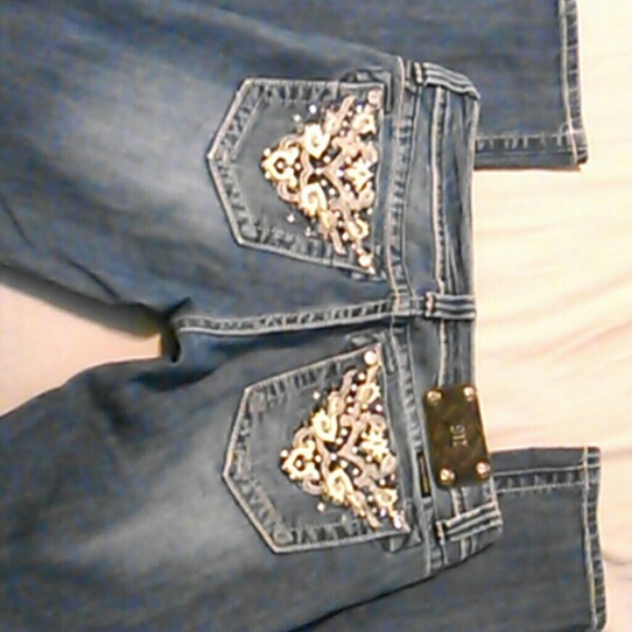 Miss me straight leg size 28