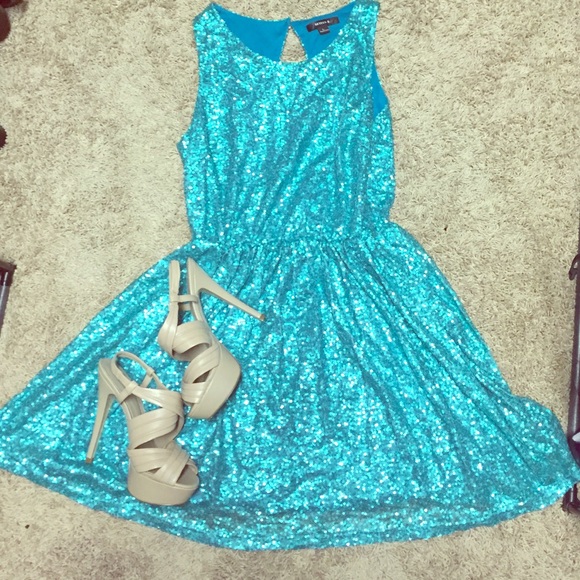 Super fun turquoise sequins dress