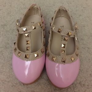 Toddler pink flat stud