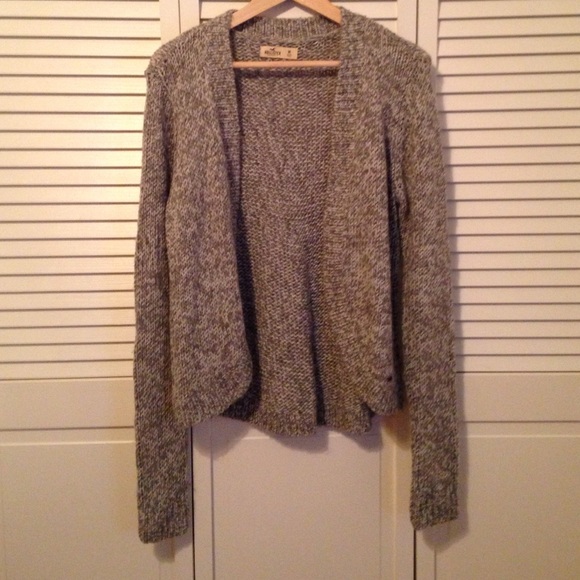 Hollister cardigan