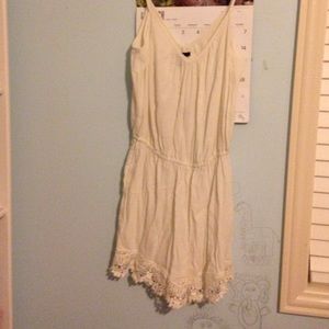 NWT CREAM ROMPER