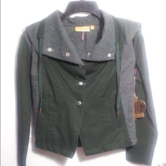 LOOKING FOR Vera wang jacket