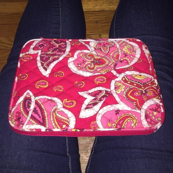 Fits IPad Mini or small tablet