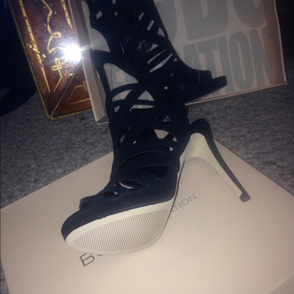 High heels - Picture 2 of 3