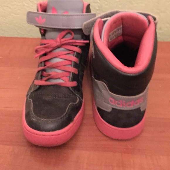 Kids shoes