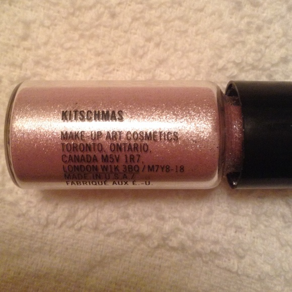 Authentic Mac Pigment - Picture 2 of 2