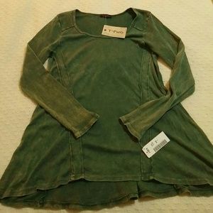 Made in the USA - Scoop-neck Henley