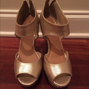 New Gold Madden Girl Wedges
