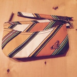 Super cute Roxy Wristlet NWOT