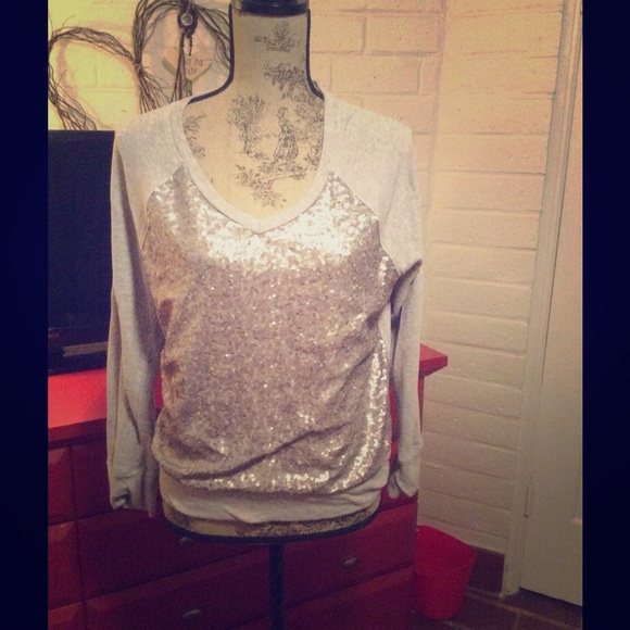 Grey and sequined long sleeve