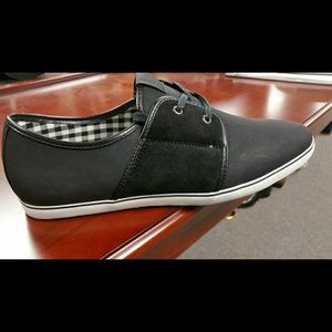 Men's shoes