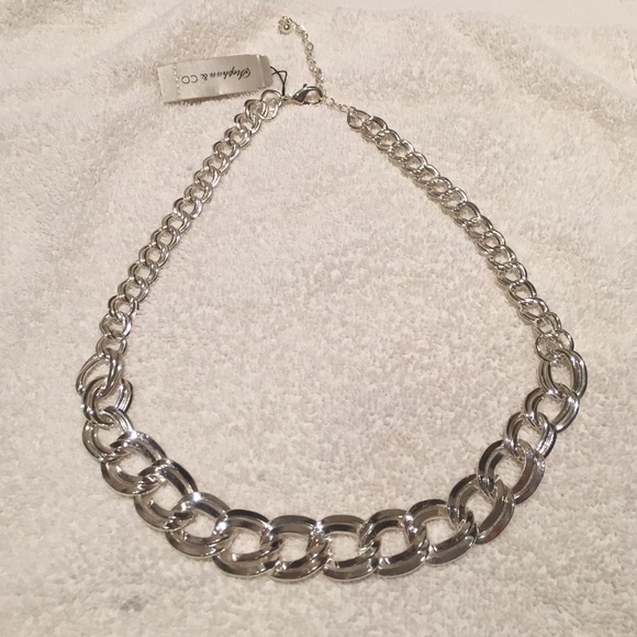 Silver chunky necklace