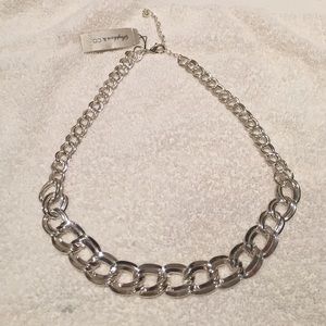 Silver chunky necklace