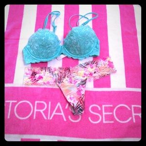 Pink Victoria Secret Mint Green Bra 13$ only today