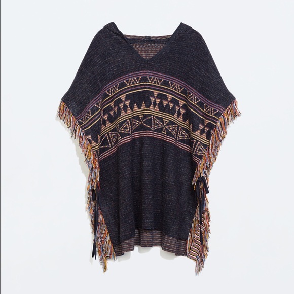 Zara Trafaluc poncho