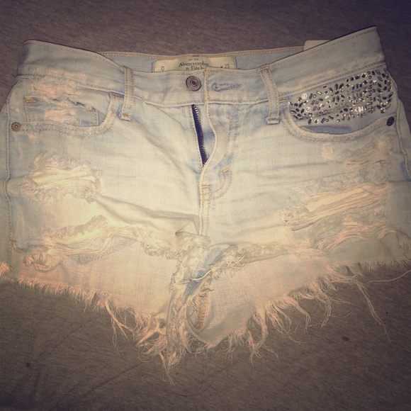 Studded gem distressed shorts