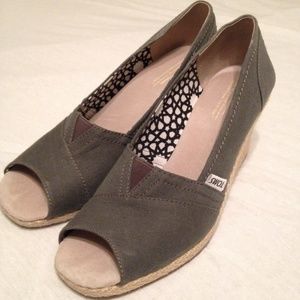 TOMS grey wedges