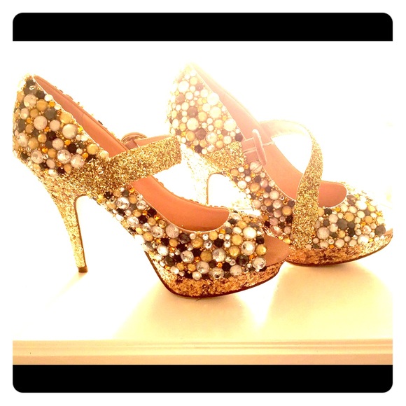 Offer!💵Handmade-by me rhinestone heels❤️ gold