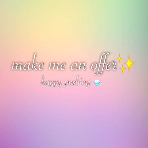 EVERYTHING MUST GO!MAKE ME OFFERS!!👛👑💄👠✨💎🙏🏼 - Picture 1 of 1