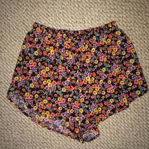 Flowy floral shorts