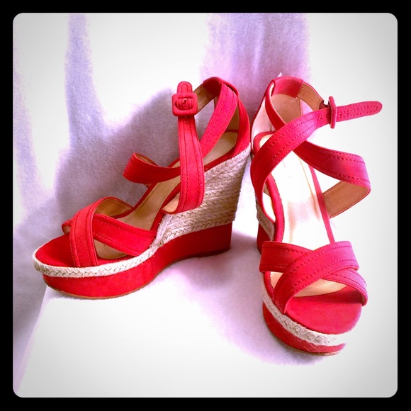 Coral Wedge Sandals💖