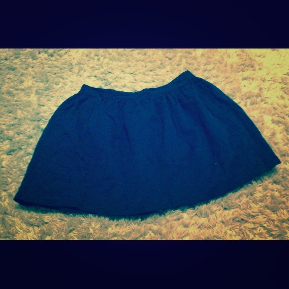 navy floral skirt