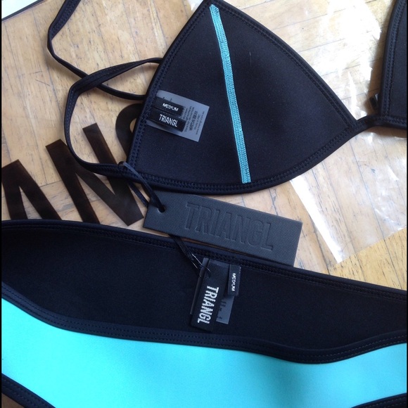 Triangl Santa Rosa Splash Chloe Bikini - Picture 2 of 3