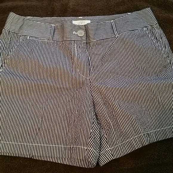 Sold-Loft Seersucker Shorts! - Picture 2 of 4