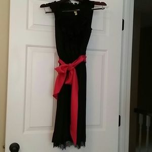 White House Black Market 100% Silk dress