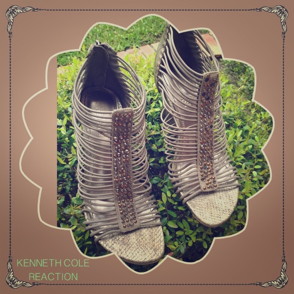 👠Kenneth Cole Reaction 👠 - Picture 1 of 4