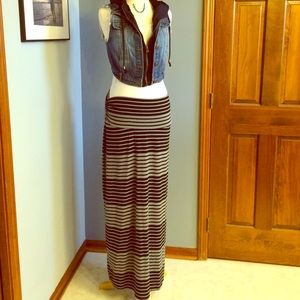 **reserved bundle**Maxi Skirt